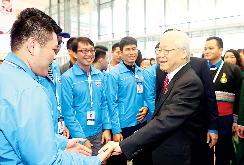 Thanh niên phải rèn luyện để xứng đáng làm chủ đất nước ảnh 1