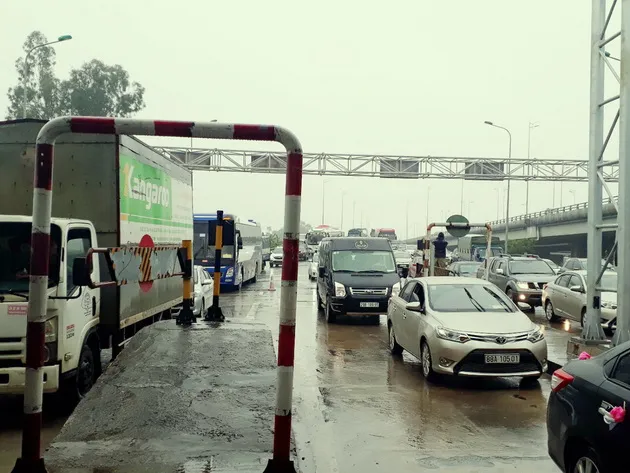 Nút giao Liêm Tuyền thường xuyên bị ùn ứ cục bộ