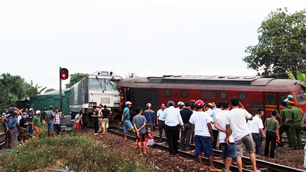 Yêu cầu xử lý trách nhiệm người đứng đầu trong việc để xảy ra tai nạn đường sắt  ảnh 2