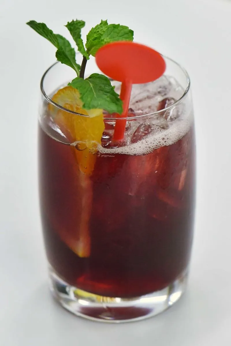 Vietnam Airlines đưa 11 loại cocktail mới lên máy bay ảnh 2