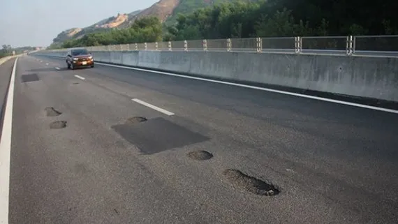 Tiếp tục phải bù lún cho cao tốc Đà Nẵng- Quảng Ngãi ảnh 1