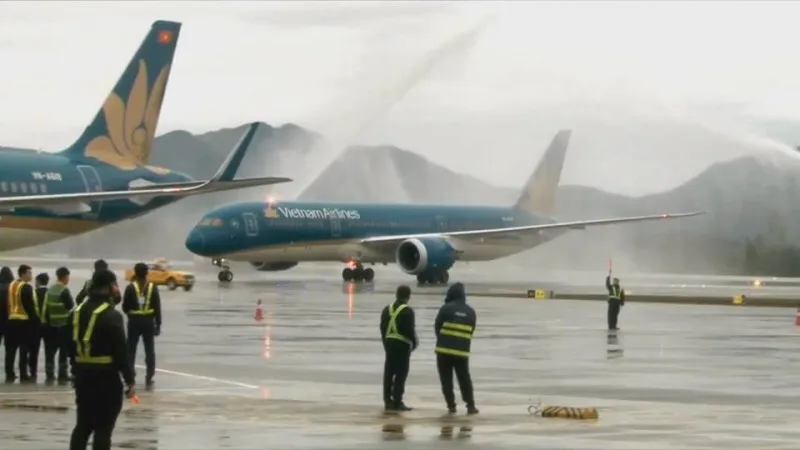 Khánh thành Cảng hàng không quốc tế Vân Đồn ảnh 1