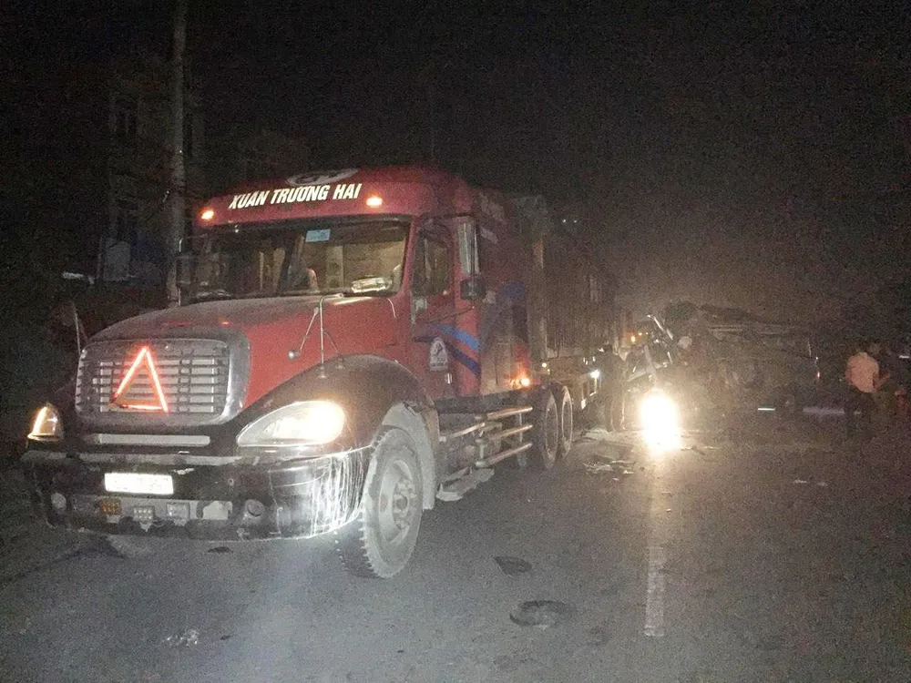 Hiện trường tai nạn tại Hưng Yên