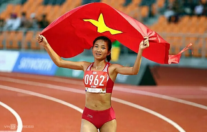 Vận động viên điền kinh Nguyễn Thị Oanh