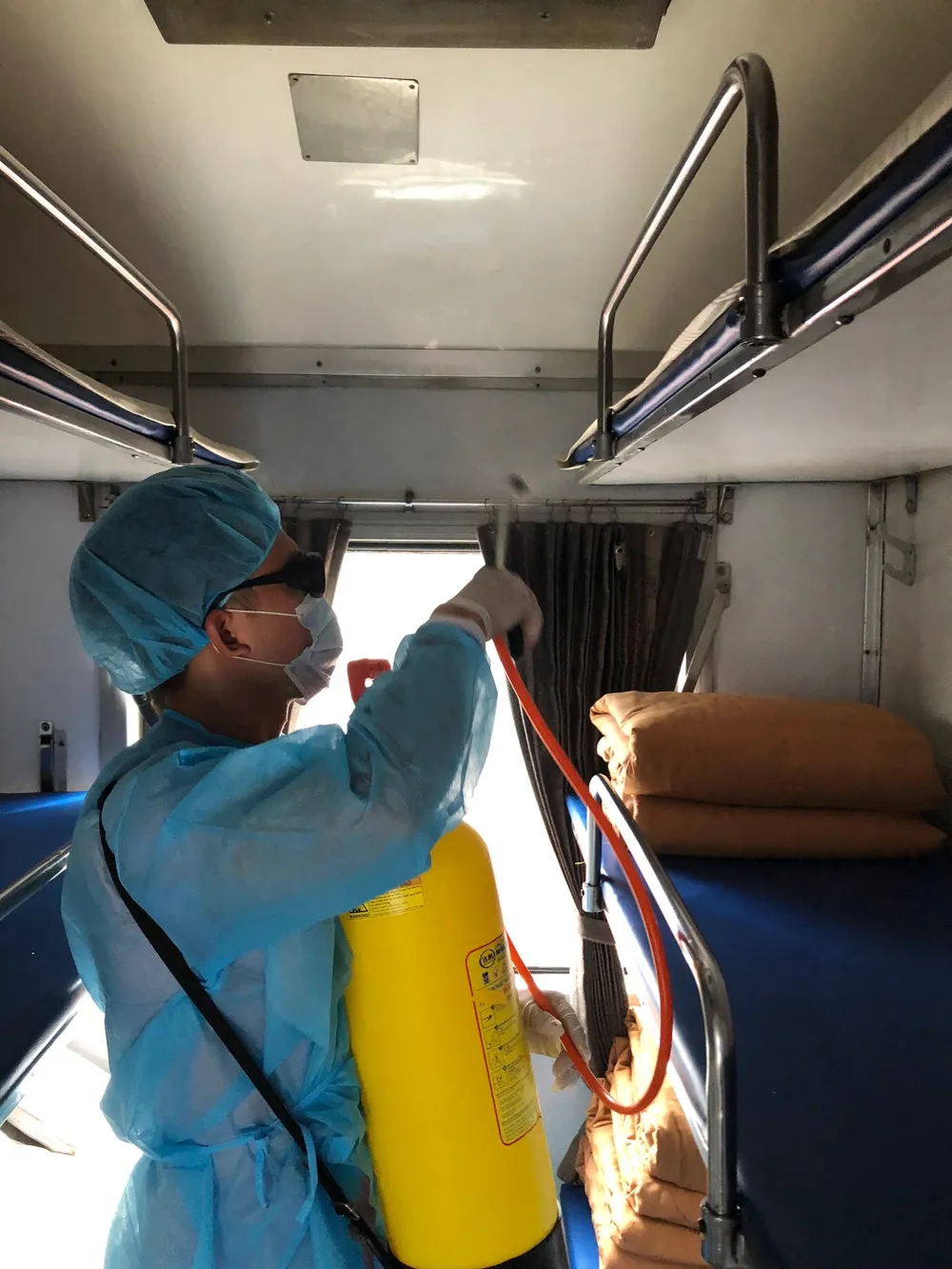 Đường sắt lập thêm tàu đưa khách rời Đà Nẵng trong ngày 27-7 ảnh 1