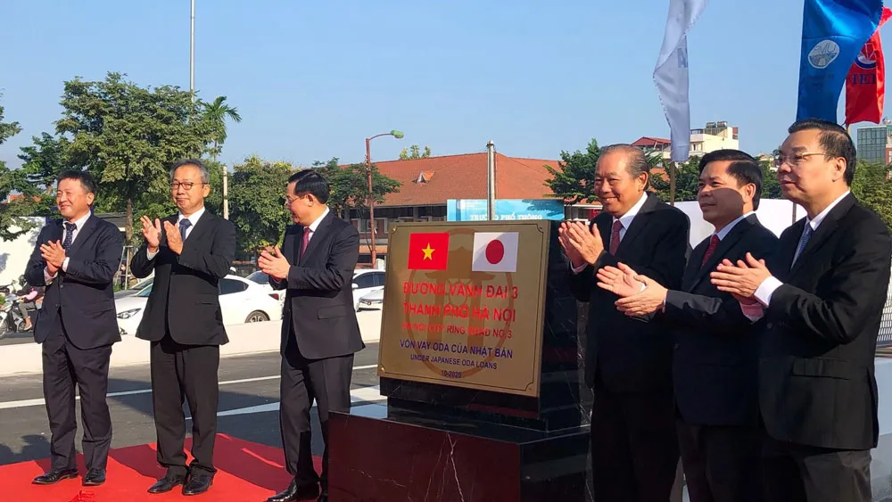 Hà Nội thông xe cầu cạn Mai Dịch - Nam Thăng Long  ảnh 1