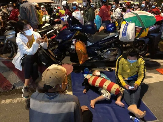 Bộ GTVT  đề nghị 28 địa phương phối hợp đưa đón người dân về quê