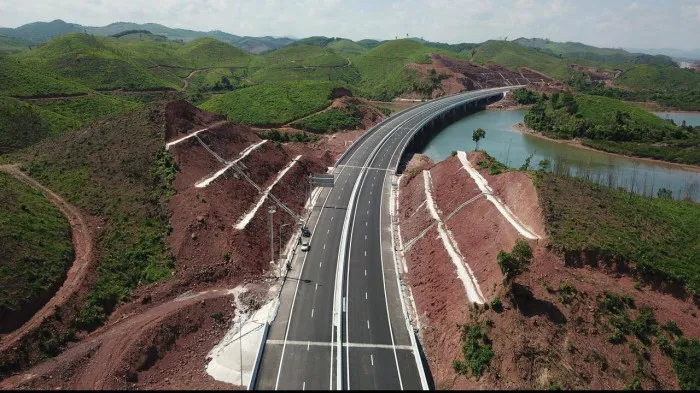 Thông xe cao tốc Vân Đồn - Móng Cái  ảnh 2