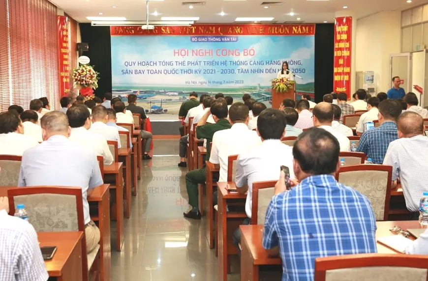 Hội nghị công bố quy hoạch cảng hàng không ngày 14-7
