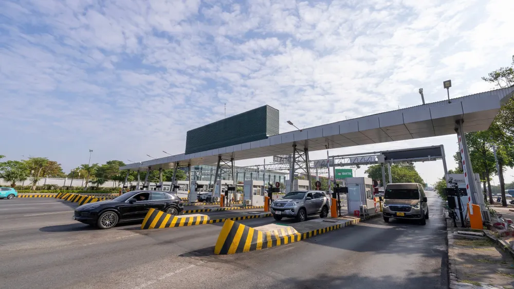Chùm ảnh 3 làn thu phí tự động tại Cảng HKQT Nội Bài (9).jpg