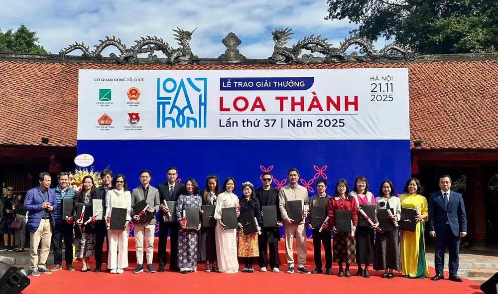Các tác giả nhận Giải thưởng Loa Thành 2025