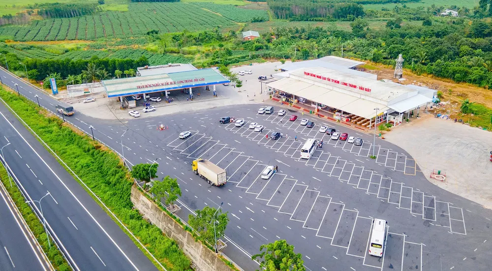 Một trạm dừng nghỉ trên cao tốc Bắc - Nam