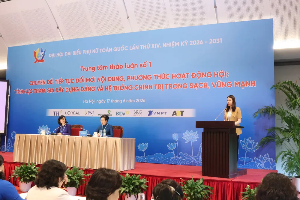 Xay dung hoi.jpg