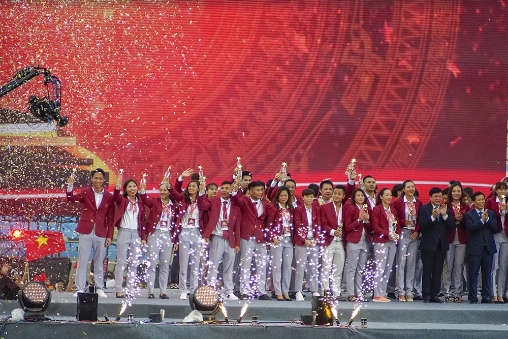 HLV Park Hang-seo: “Chúng tôi sẽ nỗ lực để giành chiến thắng ở AFF Cup“ ảnh 6