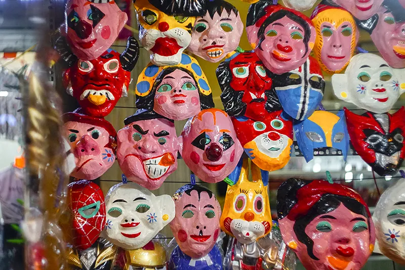 Người Hà Nội chen chúc chơi Trung thu sớm ảnh 6