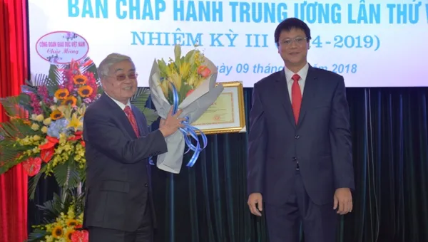 Hội cựu giáo chức xác định 4 vấn đề đóng góp cho ngành giáo dục ảnh 1