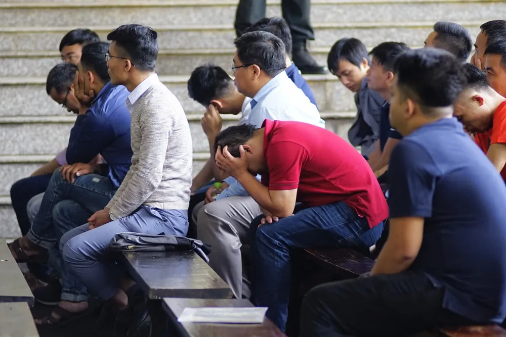 Ngày thứ 2 xét xử vụ đánh bạc hàng ngàn tỷ: Các bị cáo bị nhắc nhở ảnh 8