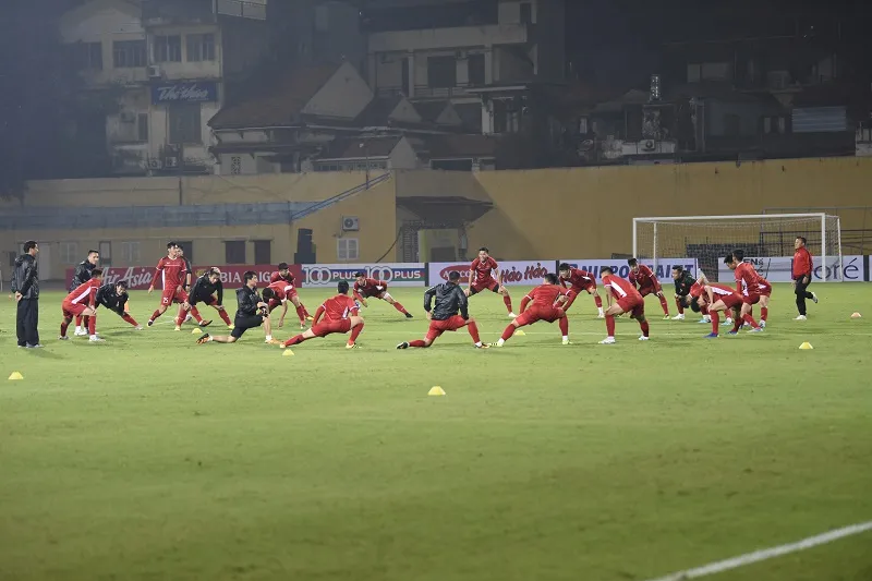 Thầy Park và học trò “rèn quân” quyết đấu Campuchia ảnh 2