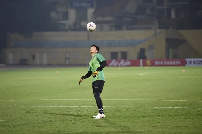 Thầy Park và học trò “rèn quân” quyết đấu Campuchia ảnh 10