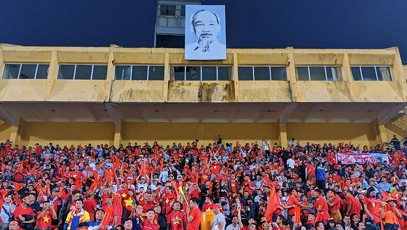 CĐV Việt Nam tin vào chiến thắng đậm trước Campuchia ảnh 1