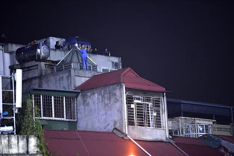 Những cách cổ vũ chỉ có ở Việt Nam dành cho tình yêu bóng đá ảnh 3