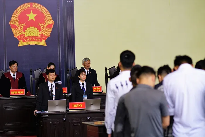 Kết thúc phiên toà xét xử “đại án” đánh bạc: Bản án kịch khung cho 2 cựu tướng công an ảnh 1