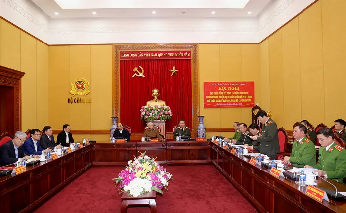 Bộ Công an bỏ phiếu giới thiệu nhân sự vào Ban Chấp hành Trung ương Đảng nhiệm kỳ 2021-2026 ảnh 2