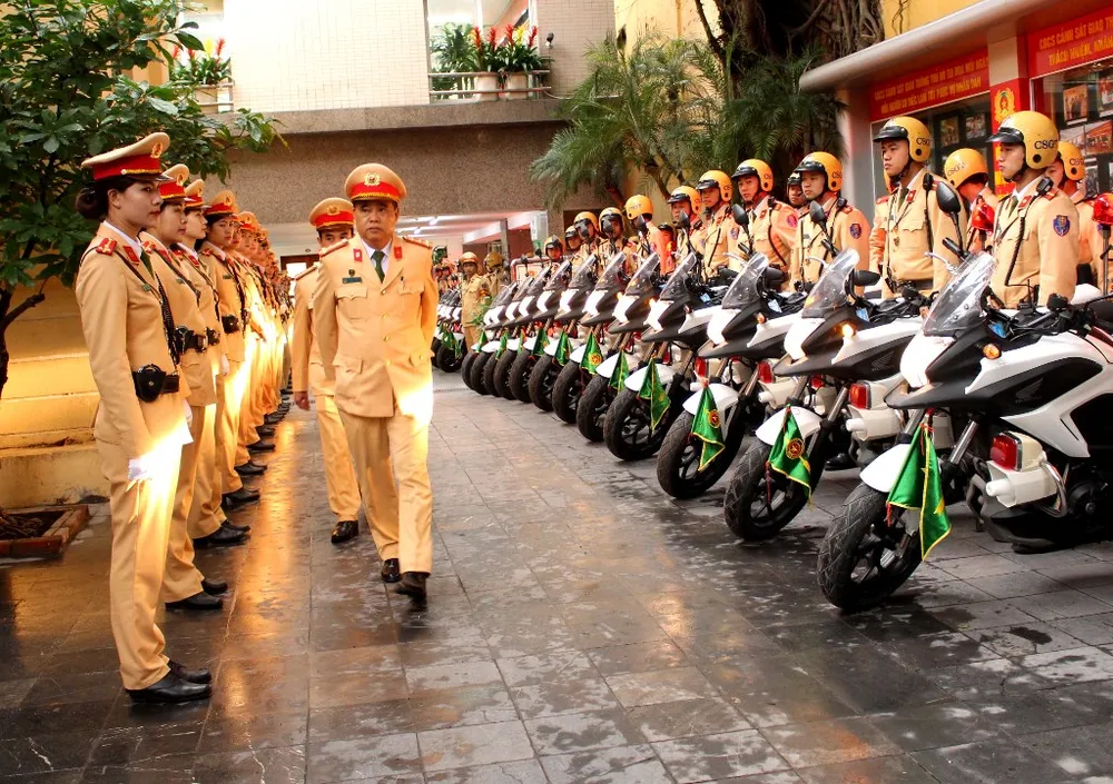 Công an TP Hà Nội đồng loạt ra quân trấn áp tội phạm ảnh 1