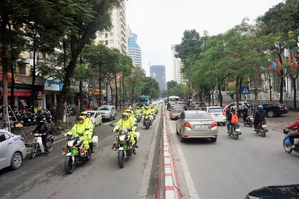 Hội nghị Mỹ - Triều Tiên: Xe bọc thép xuống đường tăng cường an ninh ảnh 9