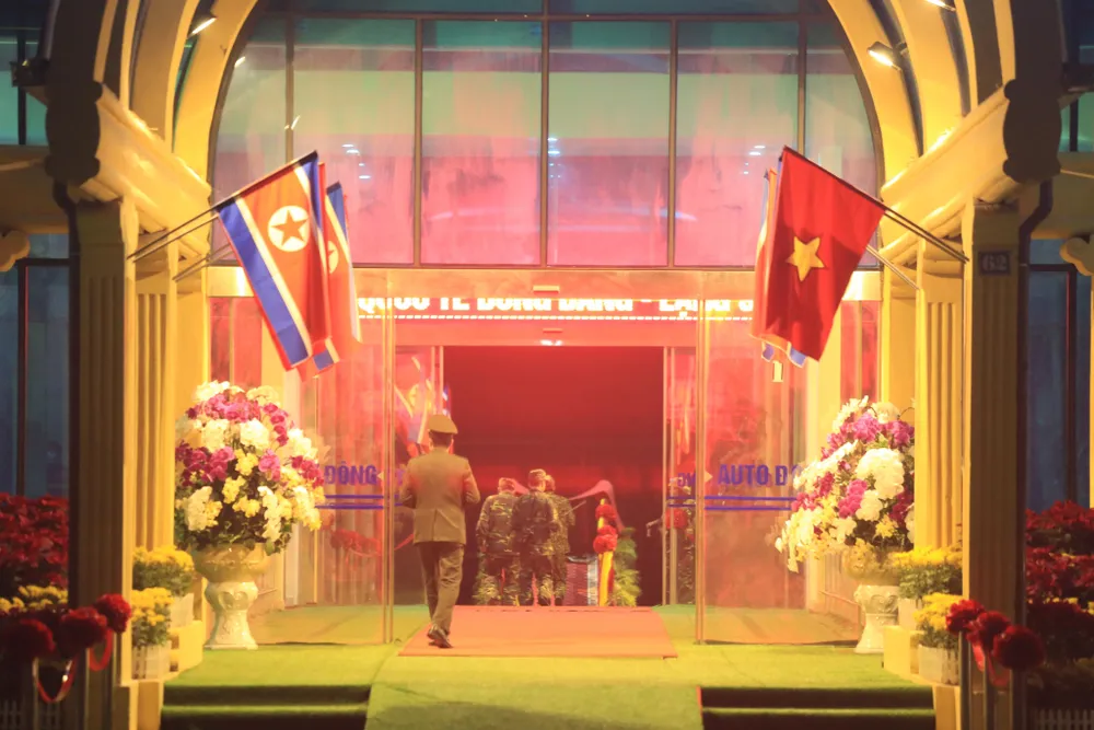 Ông Kim Jong-un đã đến ga Đồng Đăng ảnh 11