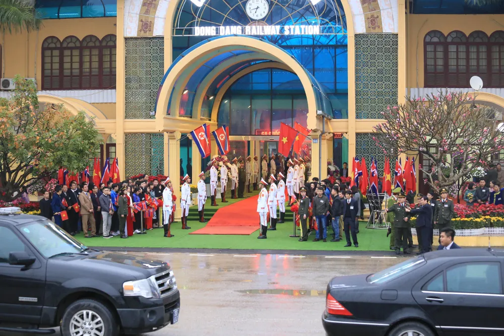 Ông Kim Jong-un đã đến ga Đồng Đăng ảnh 9