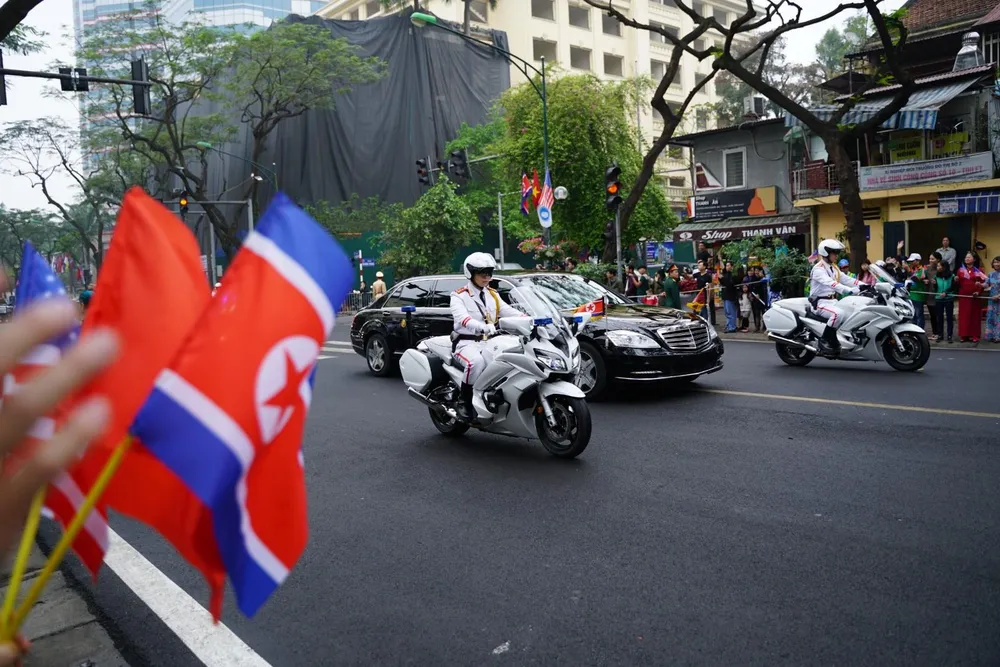 Người dân Thủ đô mong muốn Hội nghị thượng đỉnh đạt được thỏa thuận ảnh 7