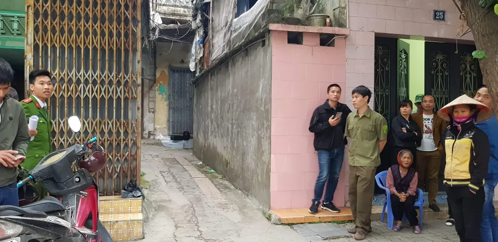 Thầy cúng truy sát cả gia đình hàng xóm, ít nhất 2 người chết