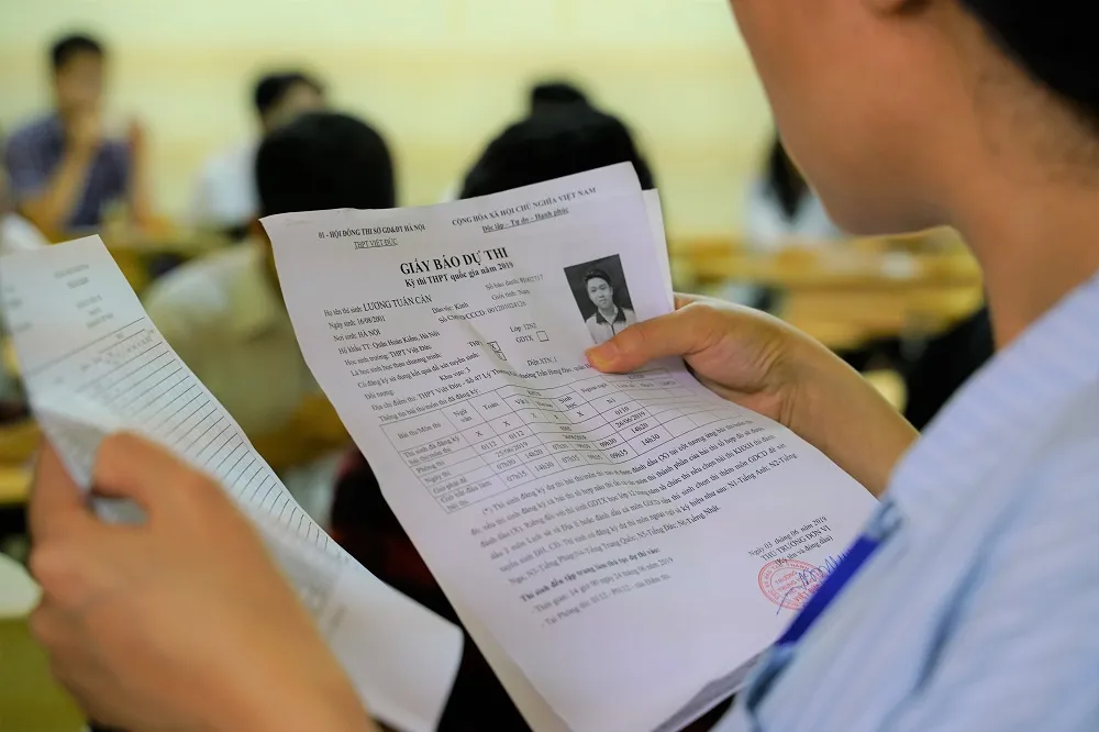 Kỳ thi THPT Quốc gia năm 2019: Thí sinh đến các điểm thi làm thủ tục dự thi ảnh 8