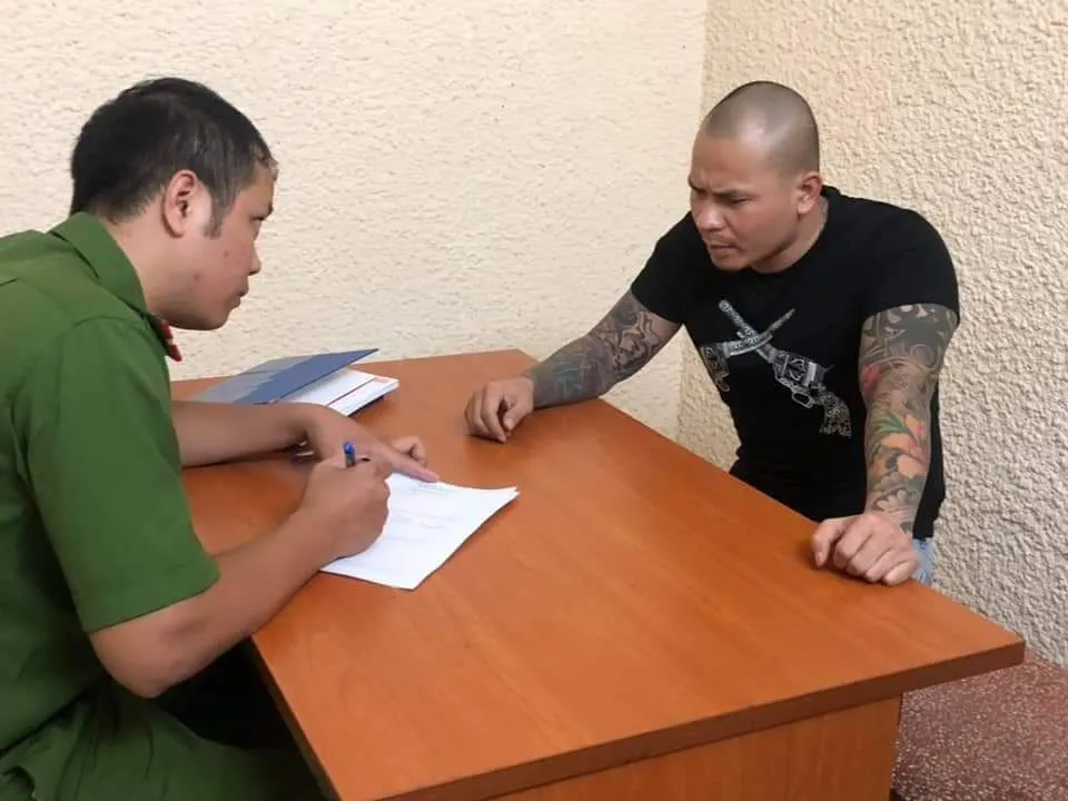 “Trùm” đòi nợ thuê - Quang “Rambo” bị tạm giữ hình sự ảnh 1