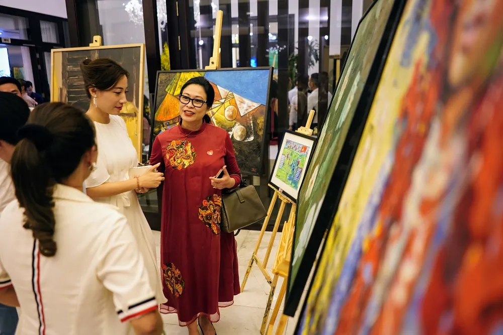 Đấu giá hơn 100 bức tranh ủng hộ quỹ “Chung tay trồng rừng Việt Nam” ảnh 1