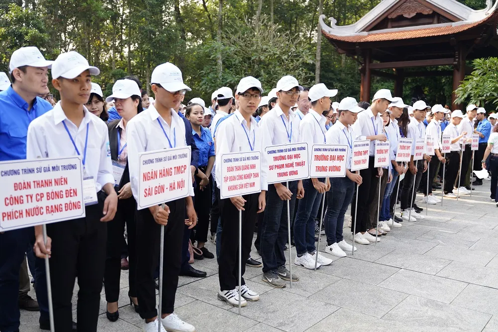  Phủ xanh 2.000 cây Thông Mã Vĩ trên đồi cây “Dâng Bác – Ơn Thầy” ảnh 2