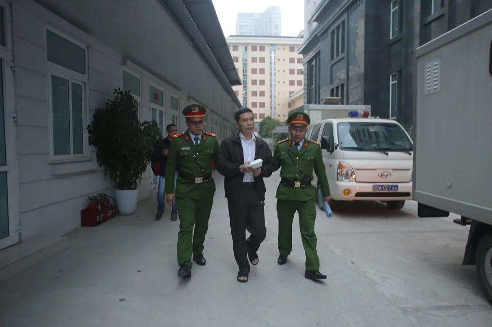 Không chấp nhận xử kín một phần vụ án MobiFone mua AVG  ảnh 8