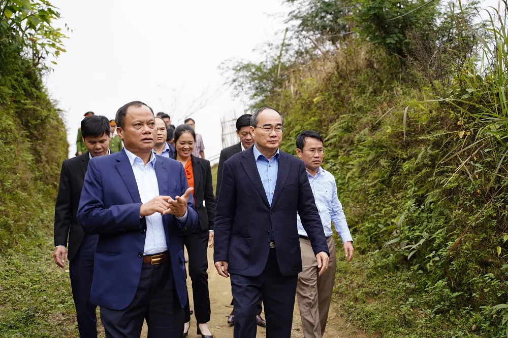 Đồng chí Nguyễn Thiện Nhân thăm và tặng quà tại tỉnh Bắc Kạn nhân dịp Xuân Canh Tý ảnh 4