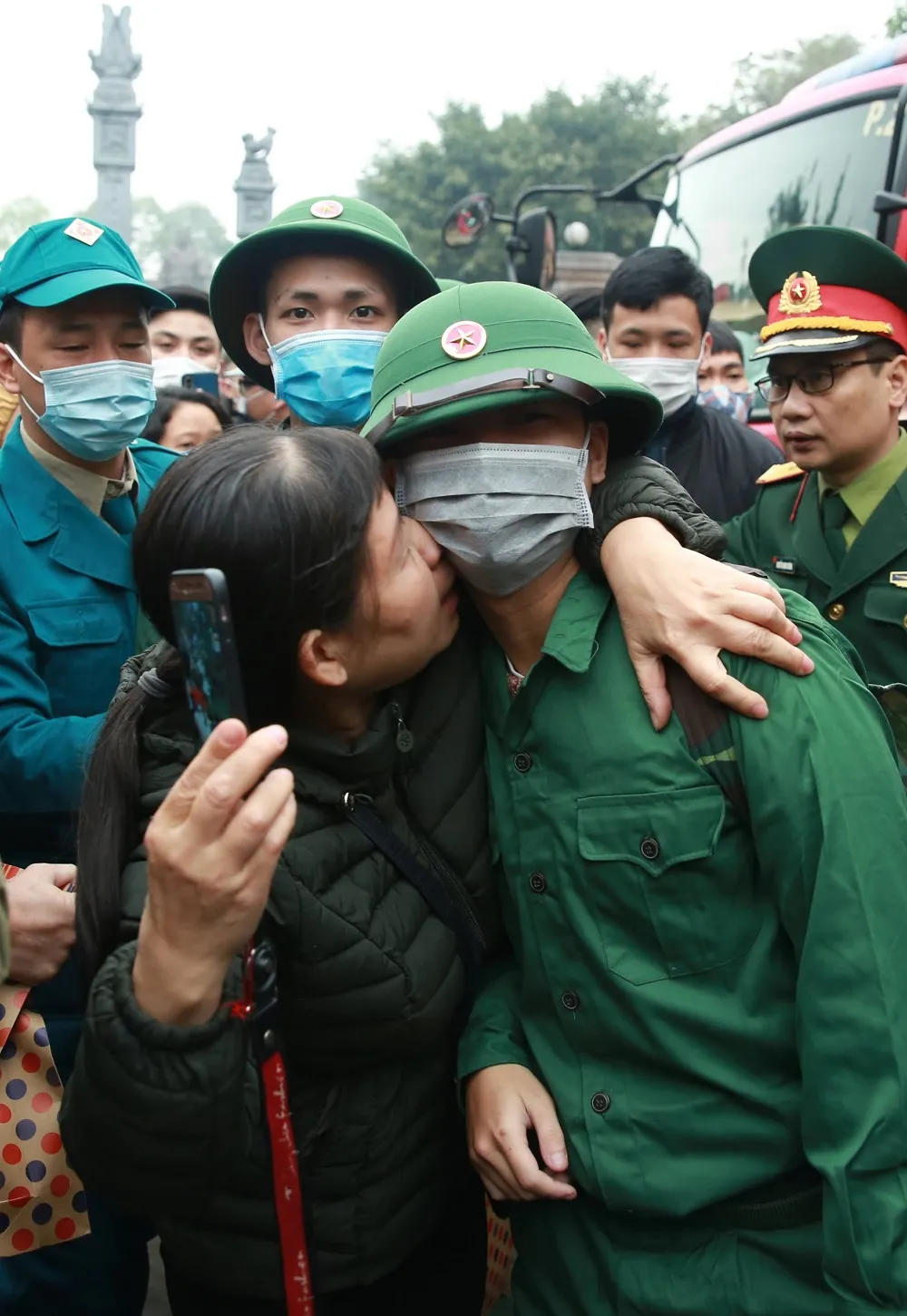 Hơn 3.000 thanh niên Thủ đô lên đường nhập ngũ ảnh 10