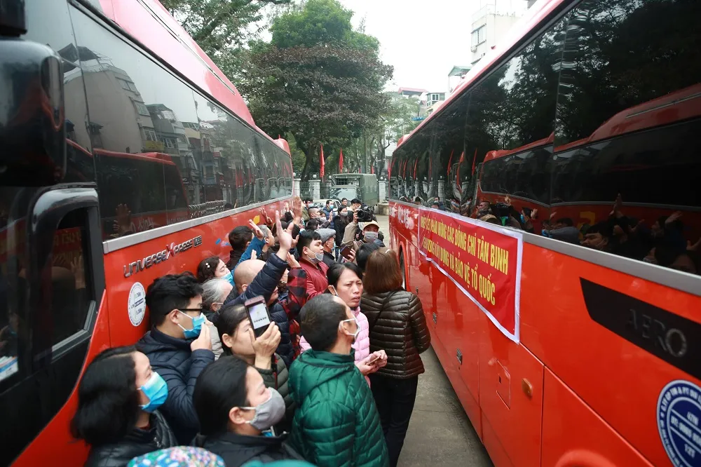 Hơn 3.000 thanh niên Thủ đô lên đường nhập ngũ ảnh 11