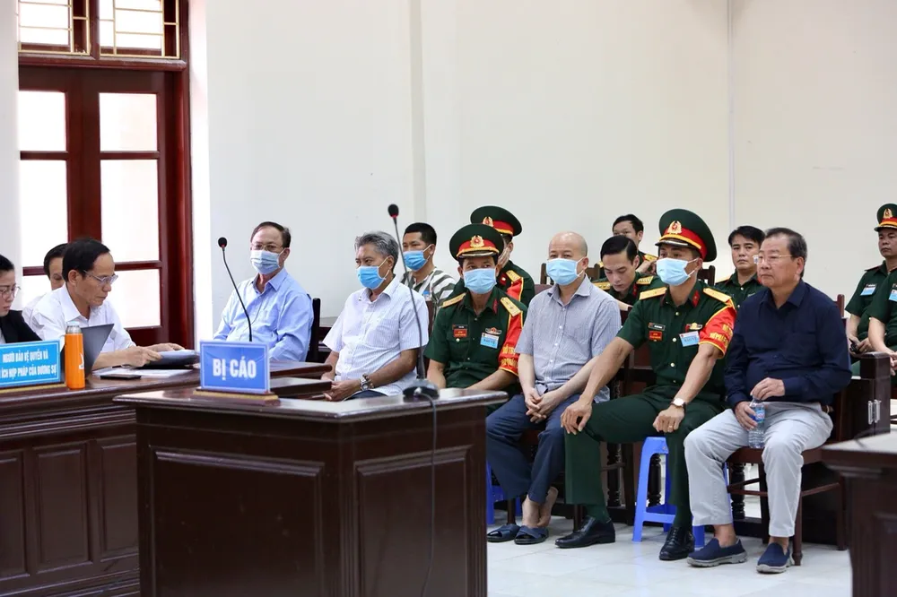 Quân chủng Hải Quân mong muốn tòa giảm nhẹ đặc biệt cho ông Nguyễn Văn Hiến ảnh 2