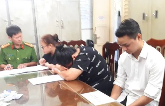 Các đối tượng tại cơ quan công an