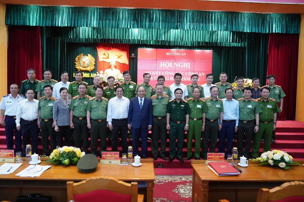 Bộ Công an bảo đảm tiến độ điều tra các vụ án kinh tế, tham nhũng ảnh 3