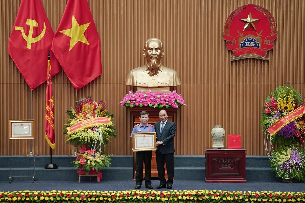 Thủ tướng: Xây dựng ngành kiểm sát thực sự là “thanh bảo kiếm” sắc bén ảnh 5