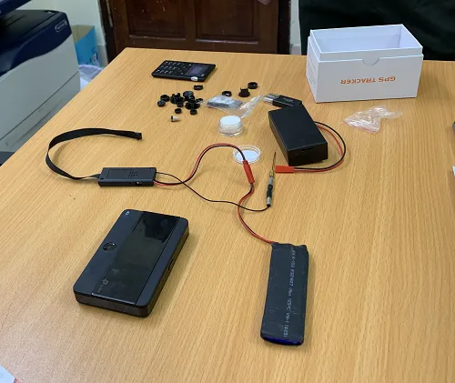 Bắt đối tượng mua bán các thiết bị ghi âm, ghi hình ngụy trang để gian lận thi cử ảnh 1