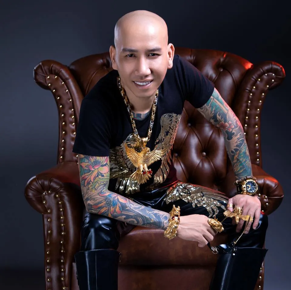 Bắt “giang hồ mạng” Phú Lê ảnh 1