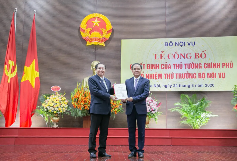 Bộ Nội vụ có Thứ trưởng mới ảnh 1