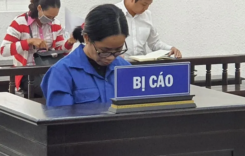 Nữ thạc sĩ lừa đảo lãnh 15 năm 6 tháng tù ảnh 1