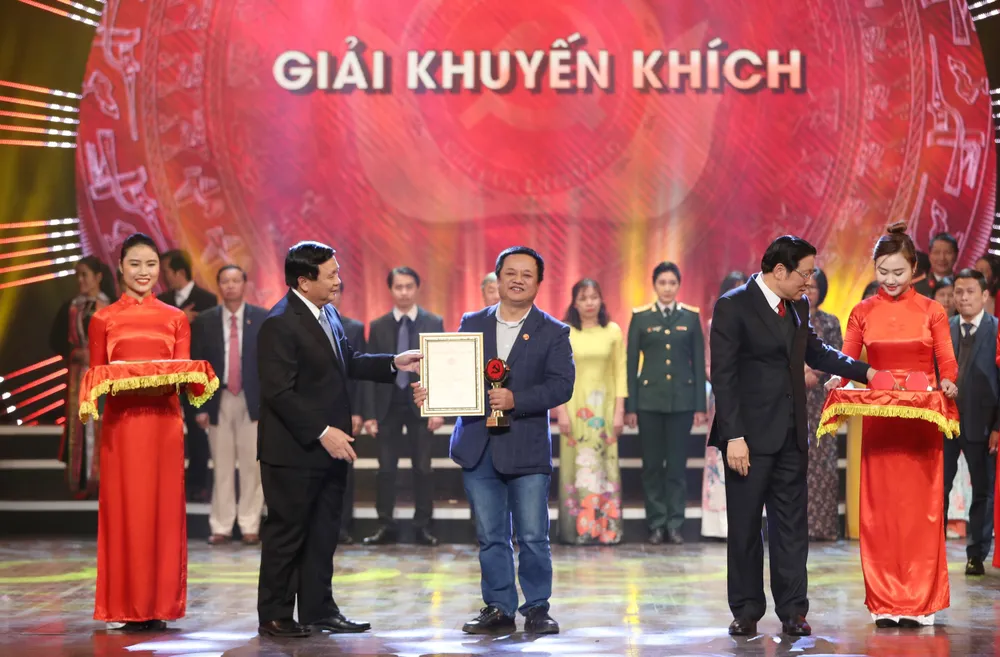 Trao giải Báo chí toàn quốc về xây dựng Đảng - Giải Búa liềm vàng năm 2020 ảnh 4